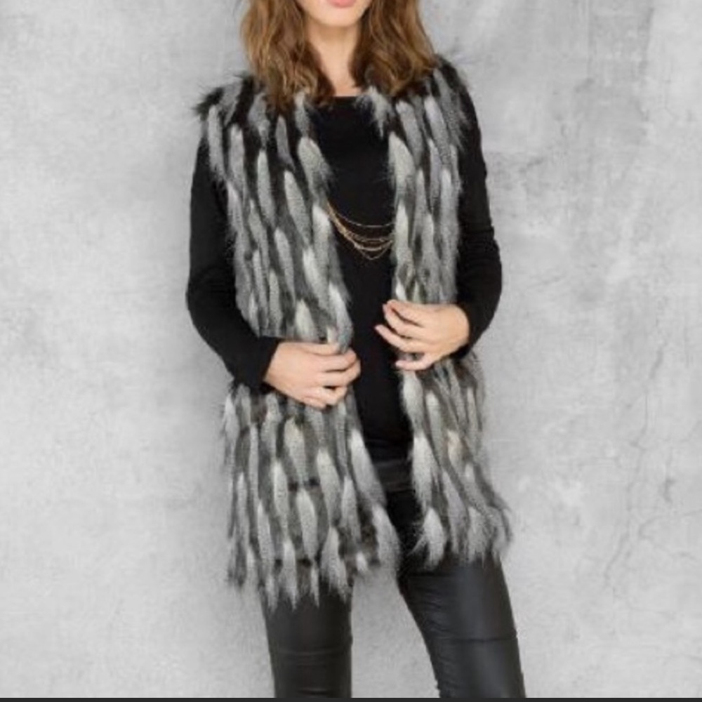Francescas Collections Miami Faux Fur Vest Small Longline Tunic Topper